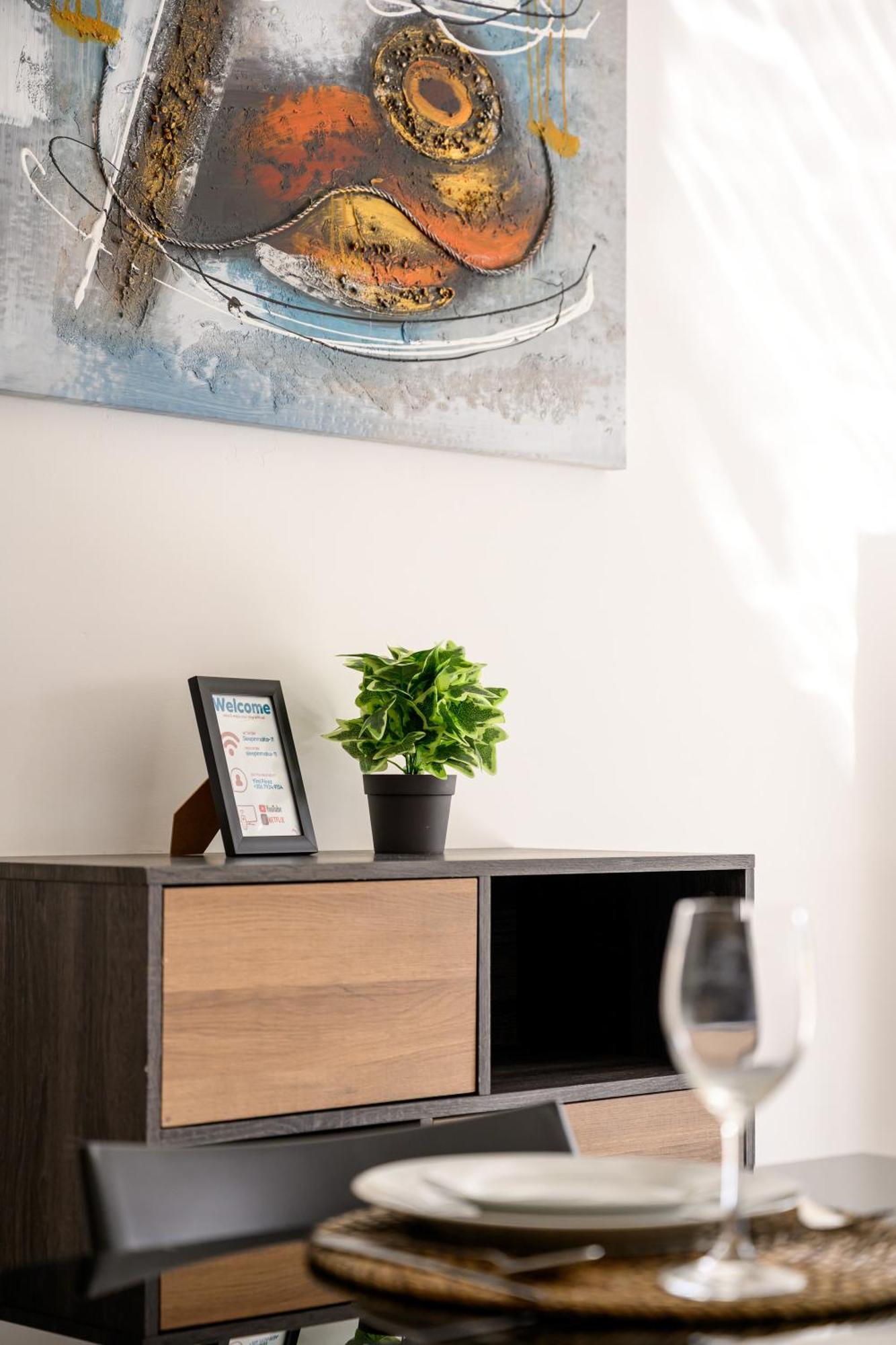 F11 Room 2, Private Room Two Single Beds Shared Bathroom In Shared Flat 음시다 외부 사진