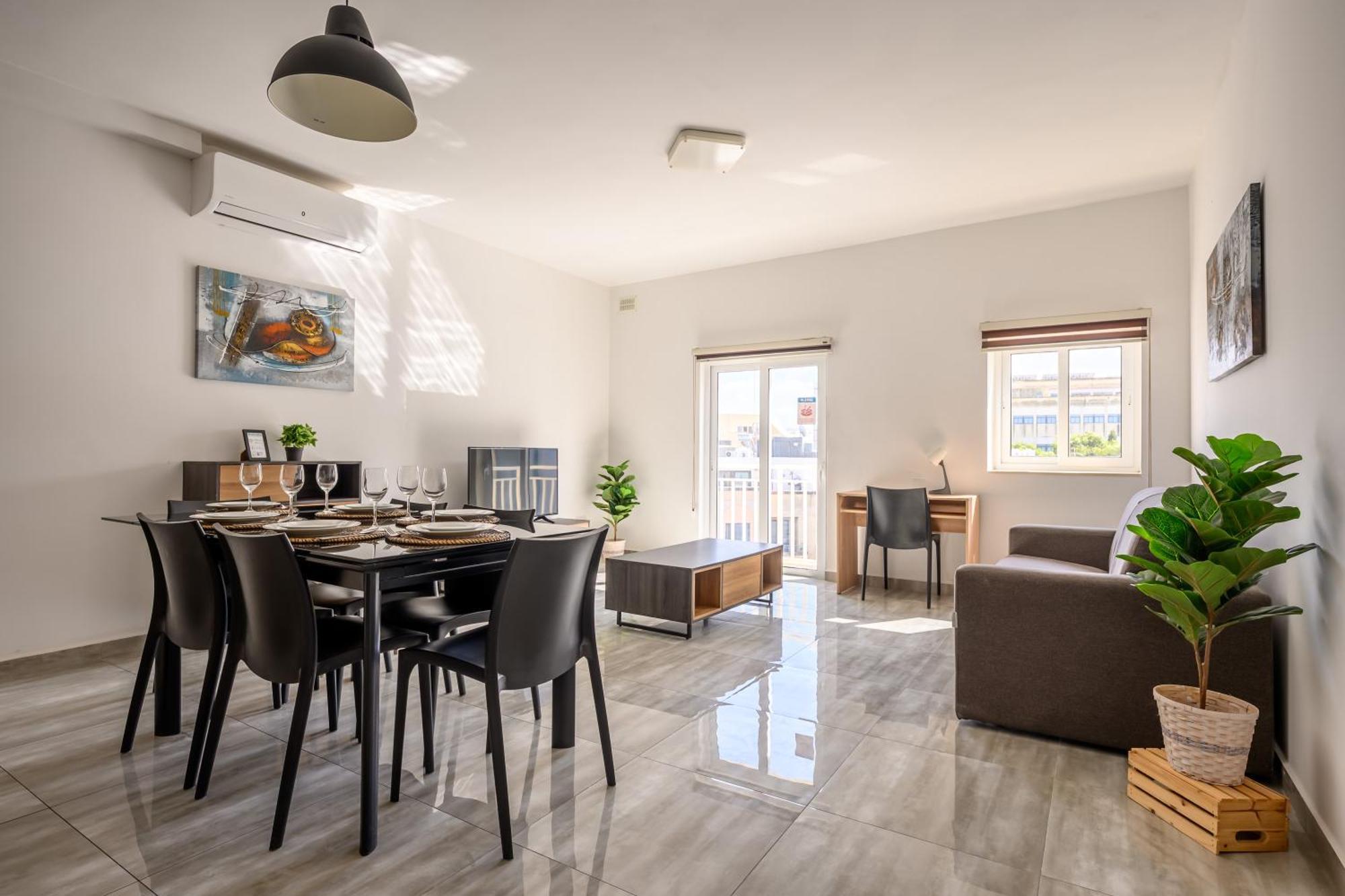 F11 Room 2, Private Room Two Single Beds Shared Bathroom In Shared Flat 음시다 외부 사진